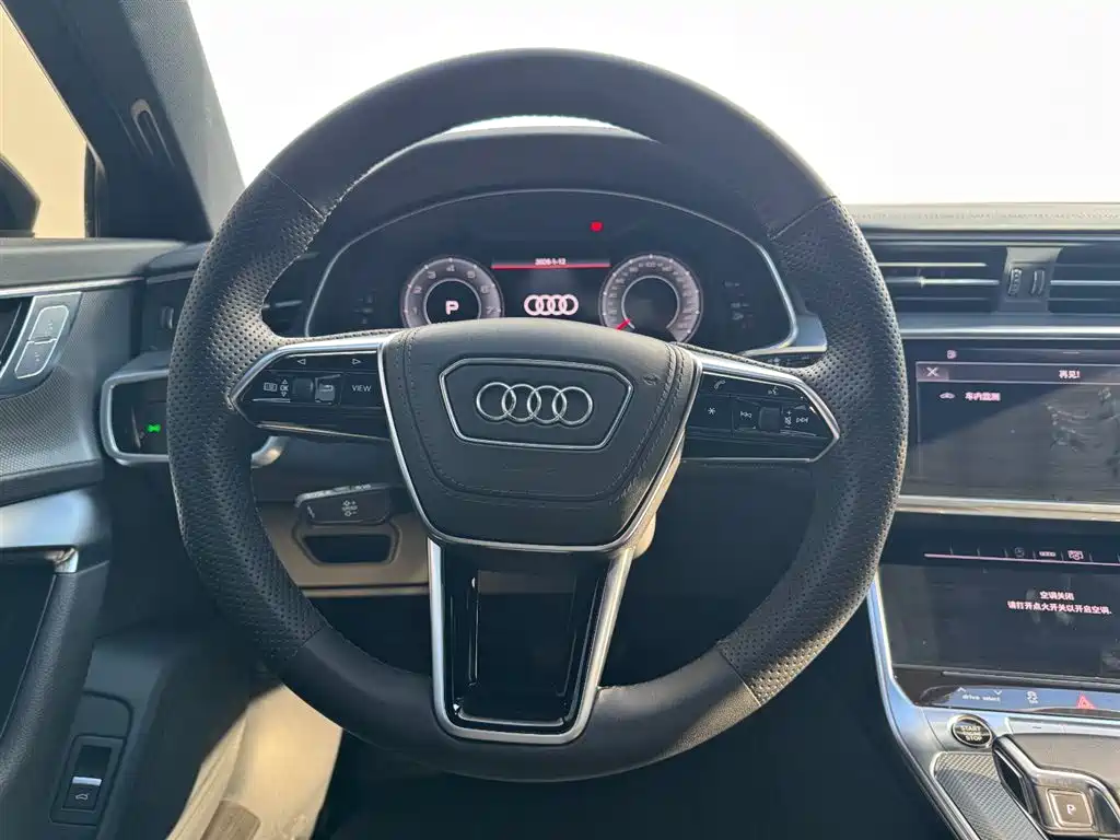 Audi A6L id 4515321 из Китая 24