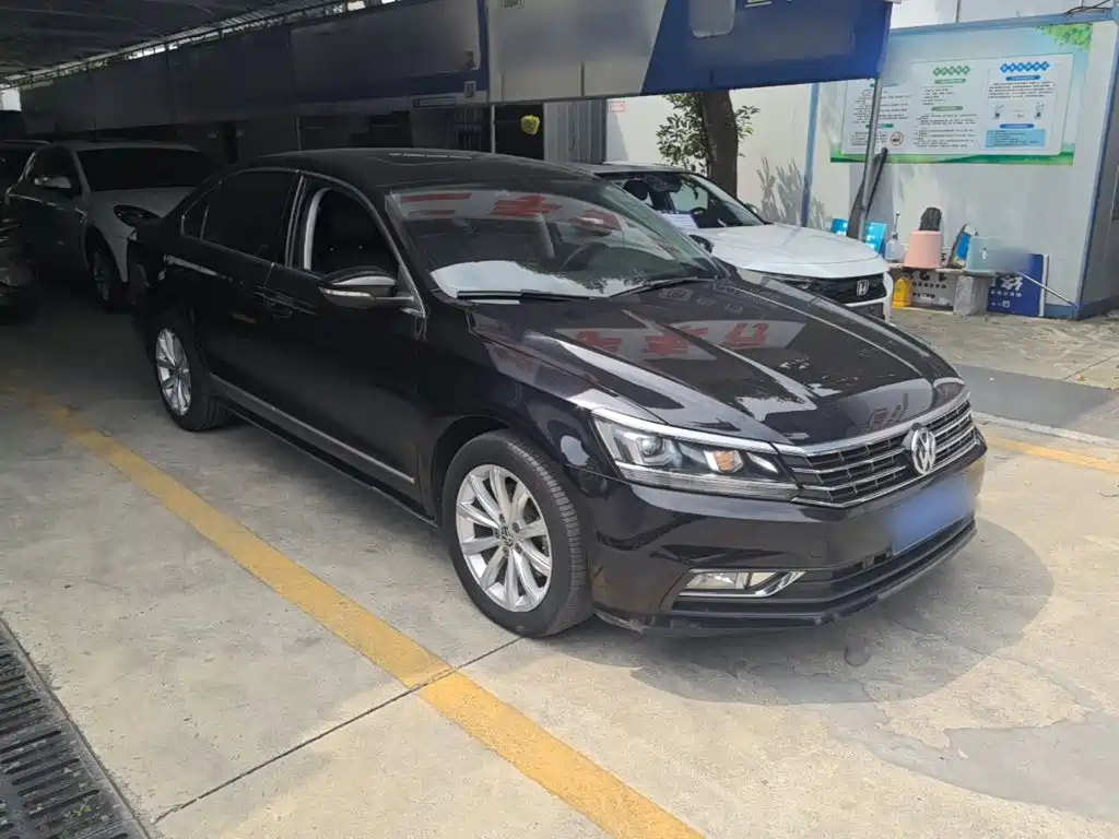 Volkswagen Passat — миниатюра 4