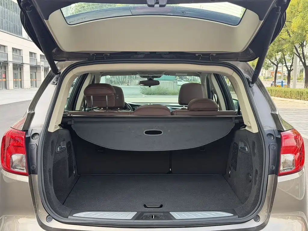 Buick Envision Plus — миниатюра 14