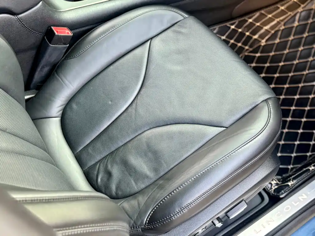 Lincoln MKC — миниатюра 16