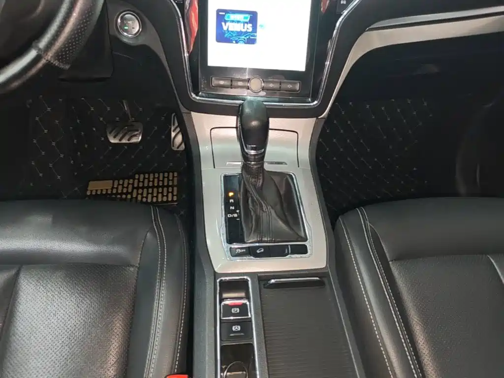 Roewe RX5 — миниатюра 14