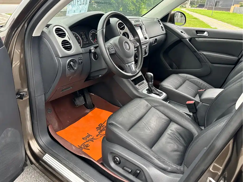 Volkswagen Tiguan 2013 1.8TSI AT Comfort