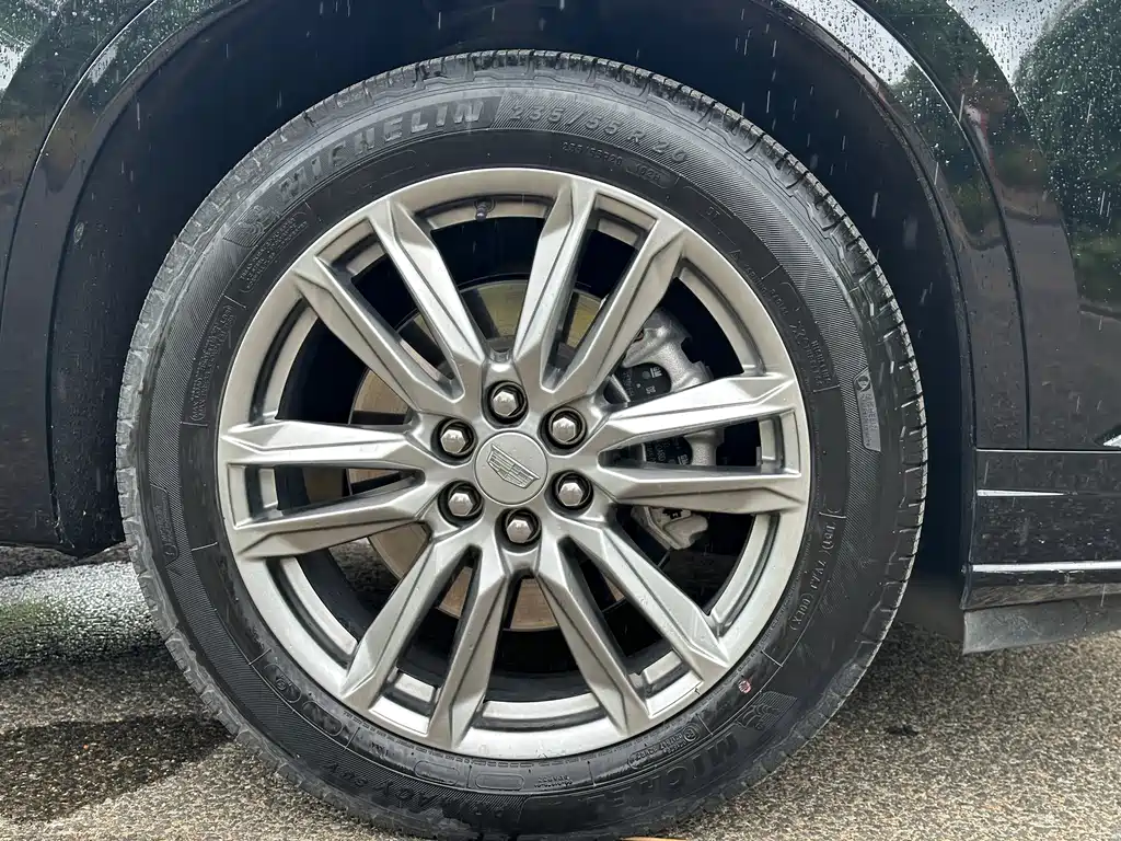 Cadillac XT6 — миниатюра 4