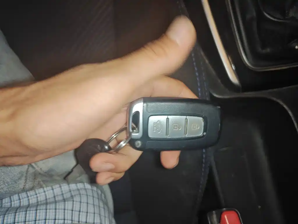 Hyundai Elantra Langdong — миниатюра 9
