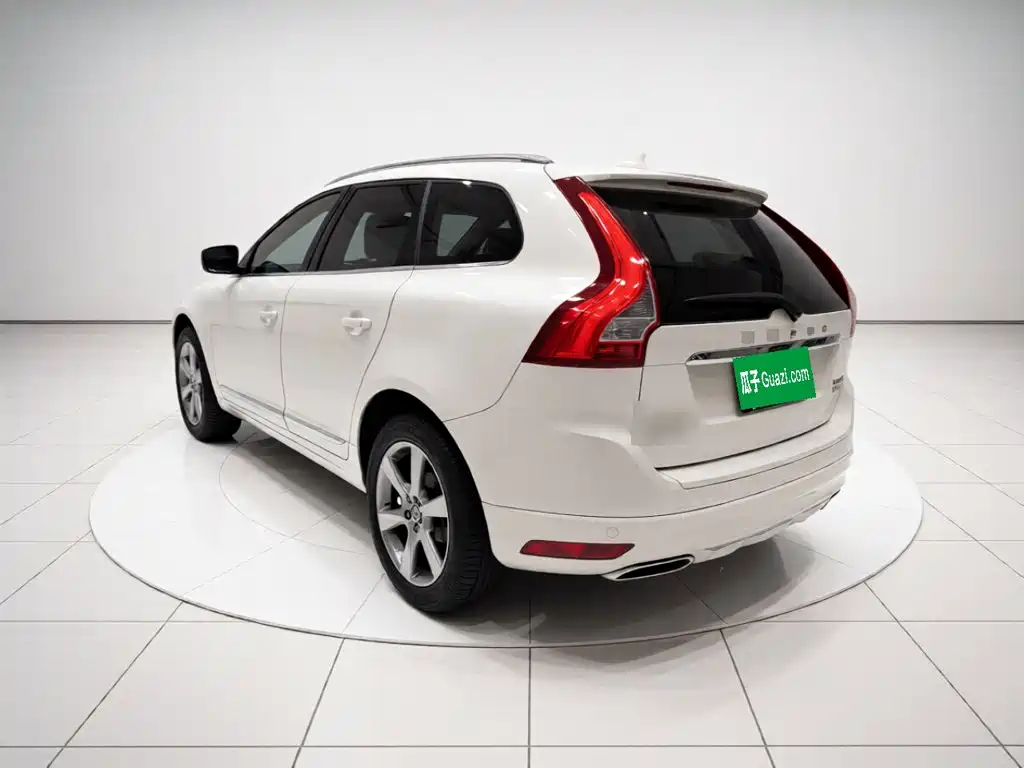 Volvo XC60 — миниатюра 4