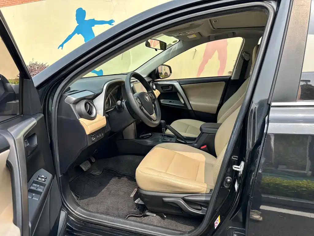 TOYOTA RAV4 RONGFANG