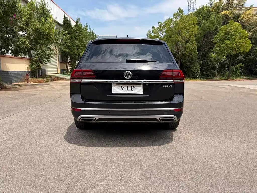 Volkswagen Teramont — миниатюра 8