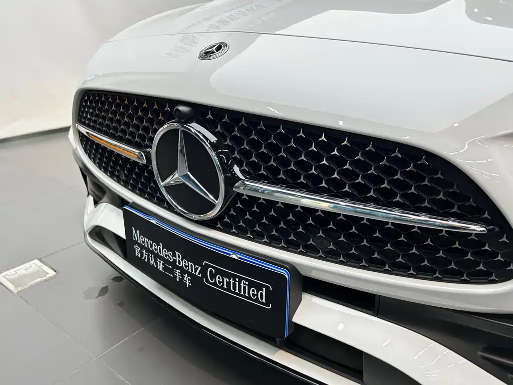 Mercedes-Benz C-Class — миниатюра 18