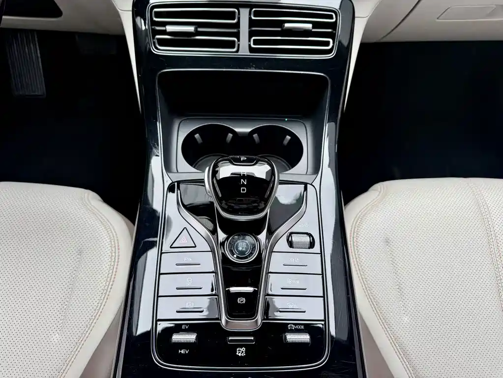 BYD Qin PLUS — миниатюра 14