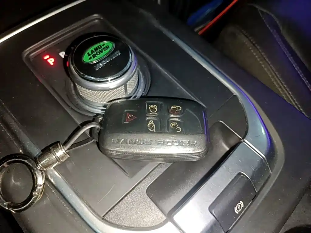 Land Rover Discovery Sport — миниатюра 9