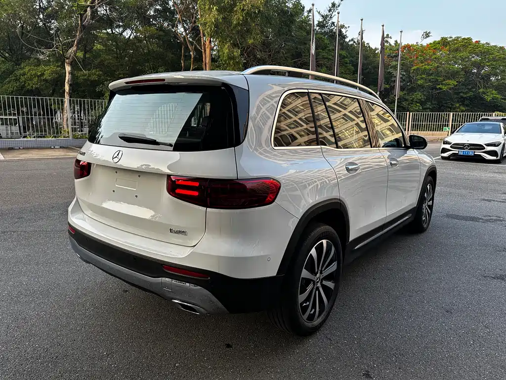 Mercedes-Benz GLB 2025 GLB 220 Fashion