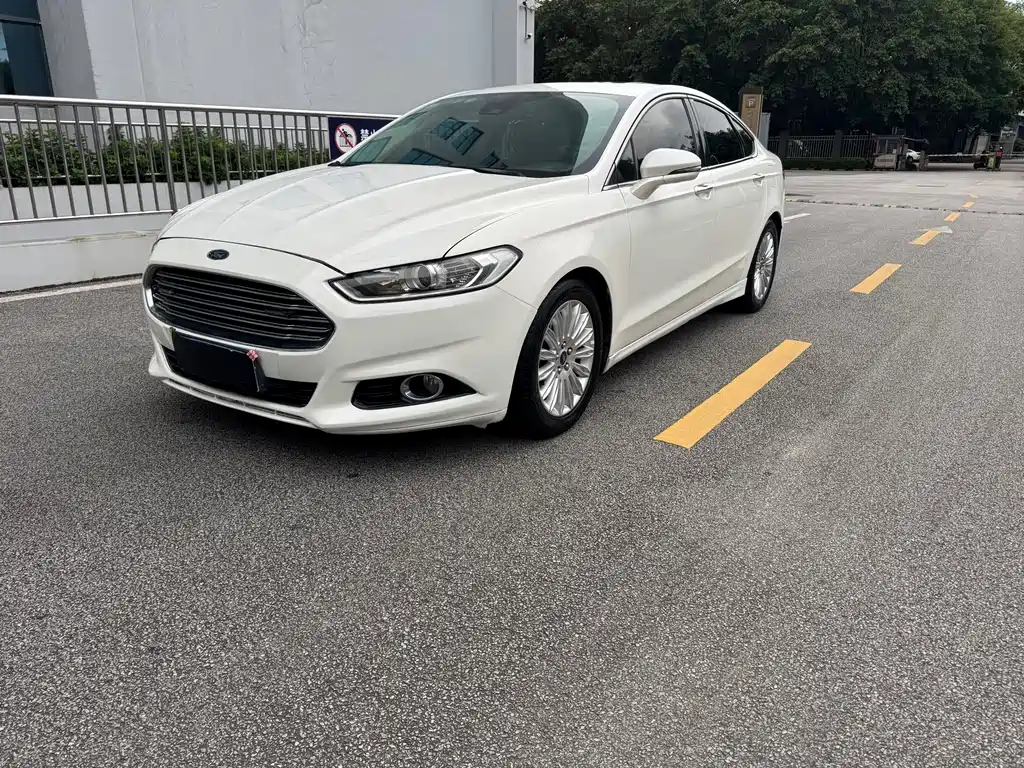 Ford Mondeo 2014