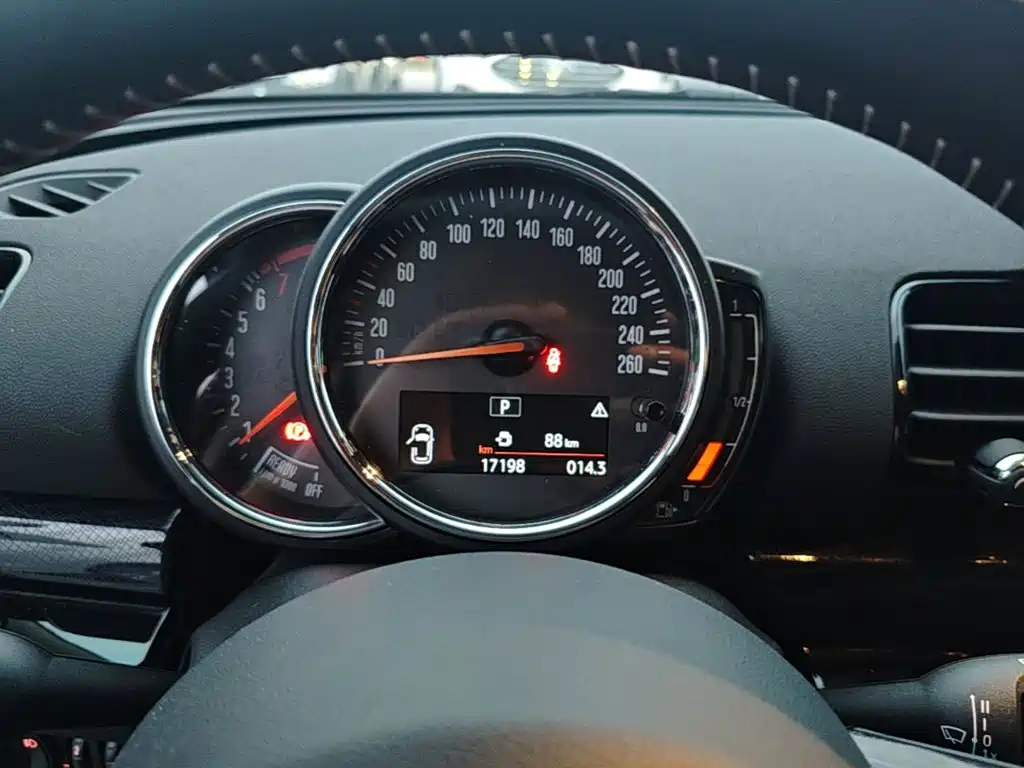 MINI Mini Clubman — миниатюра 12