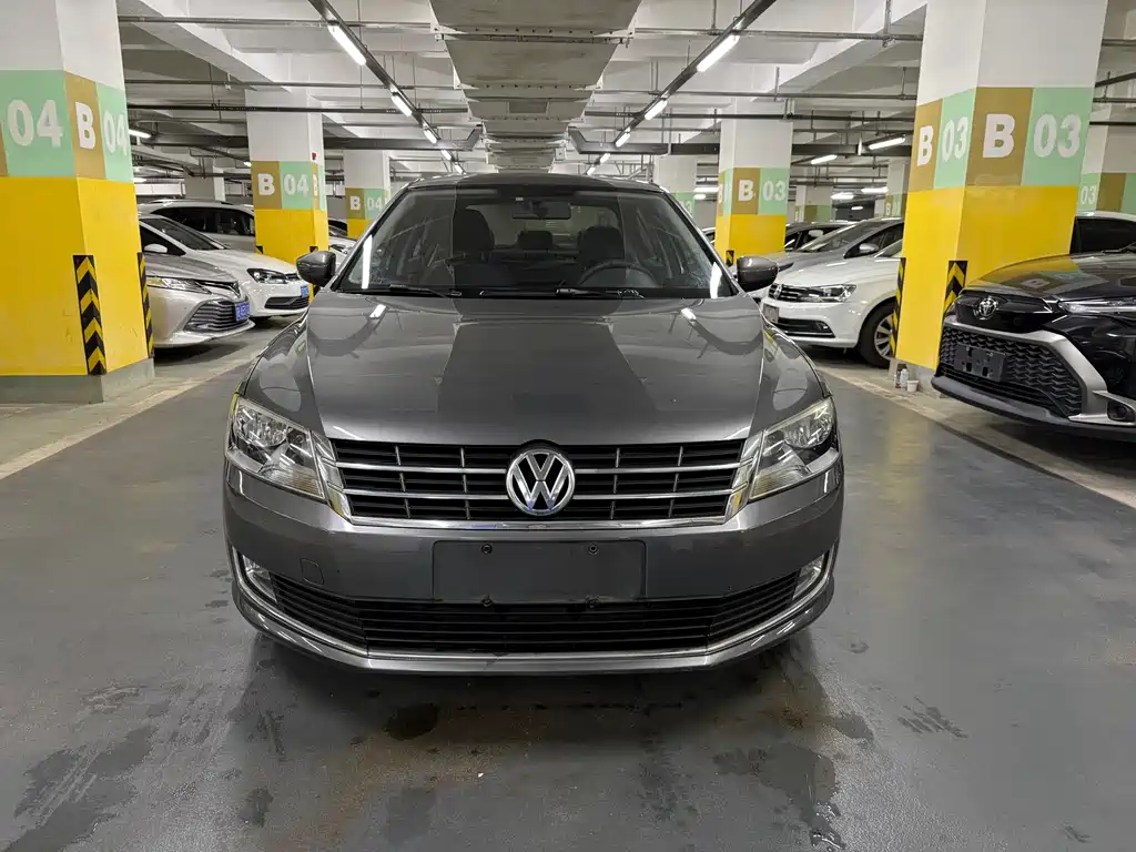 Volkswagen Lavida 2014