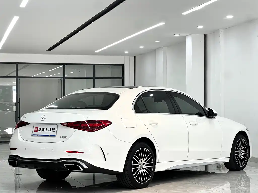 Mercedes-Benz C-Class — миниатюра 10