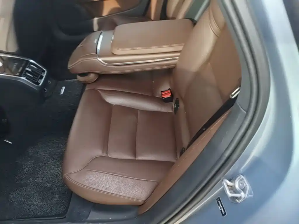 Volvo S90 — миниатюра 17