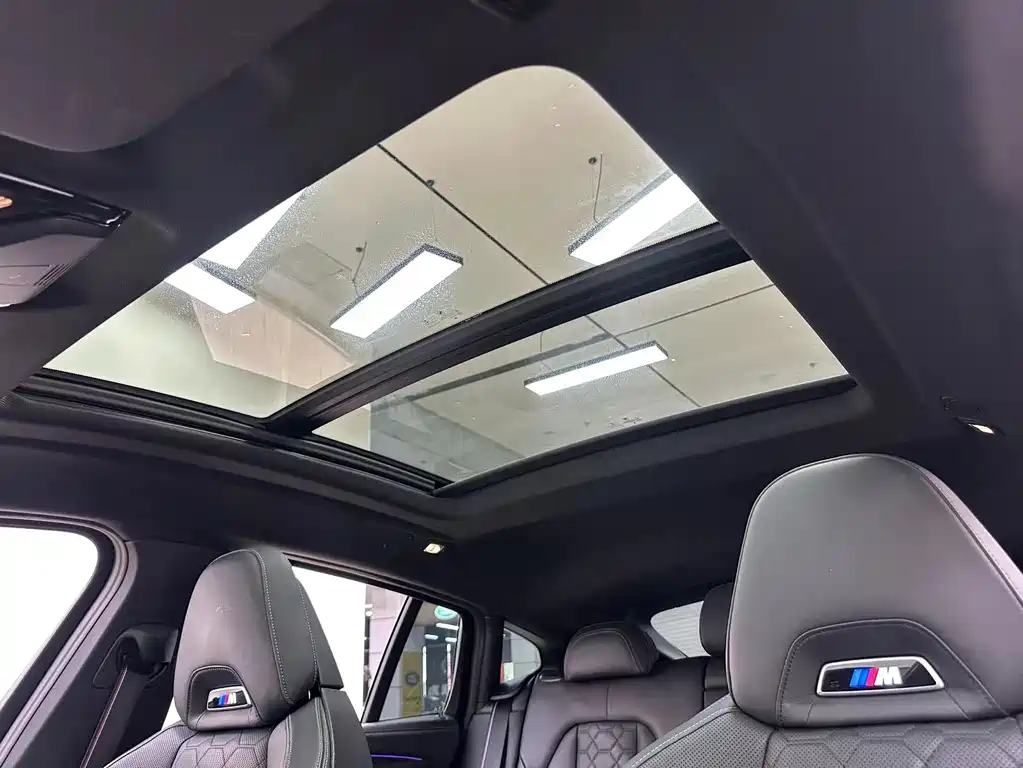 BMW X4 M — миниатюра 30