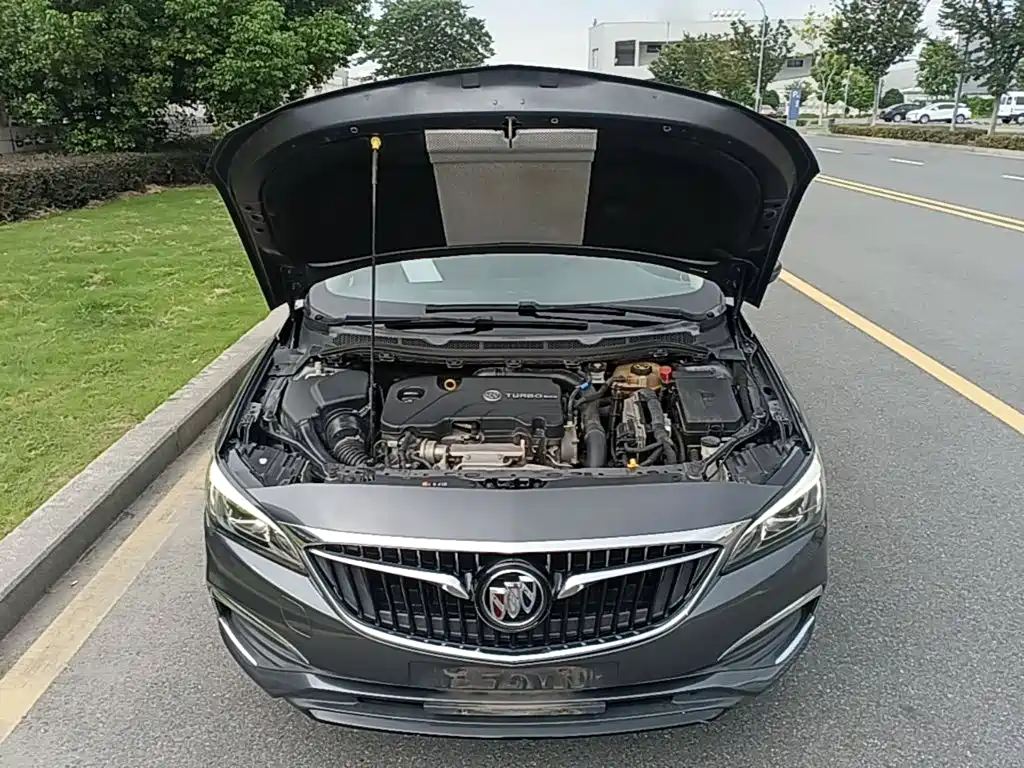 Buick Verano — миниатюра 20