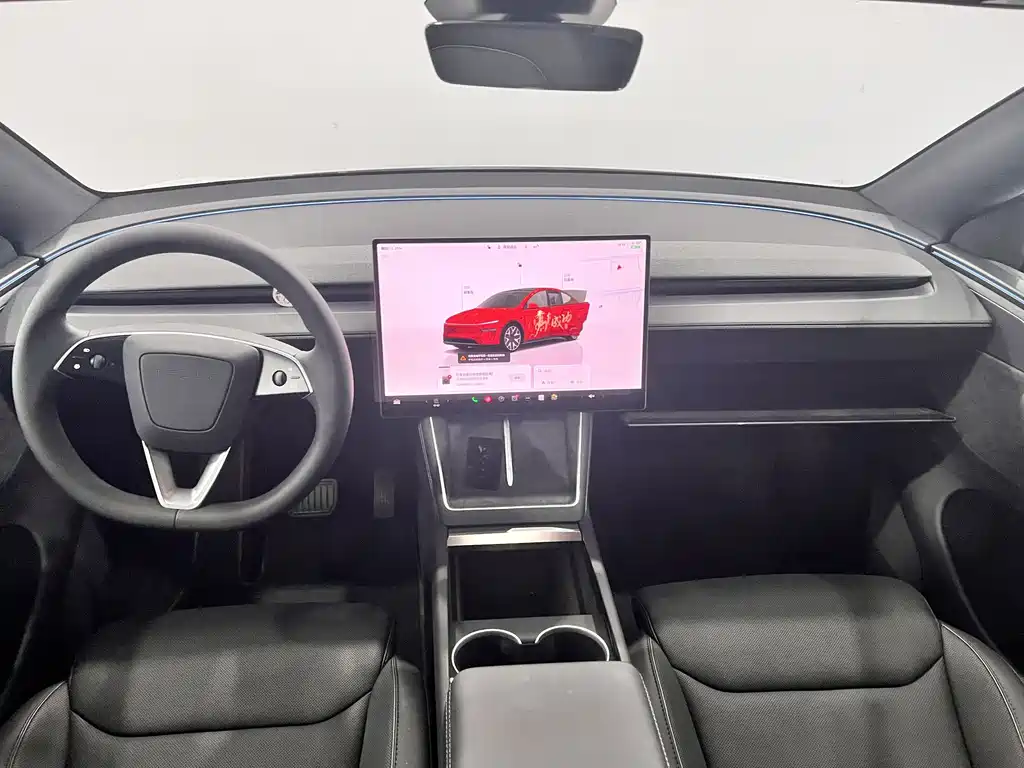 Tesla Model Y L — миниатюра 7