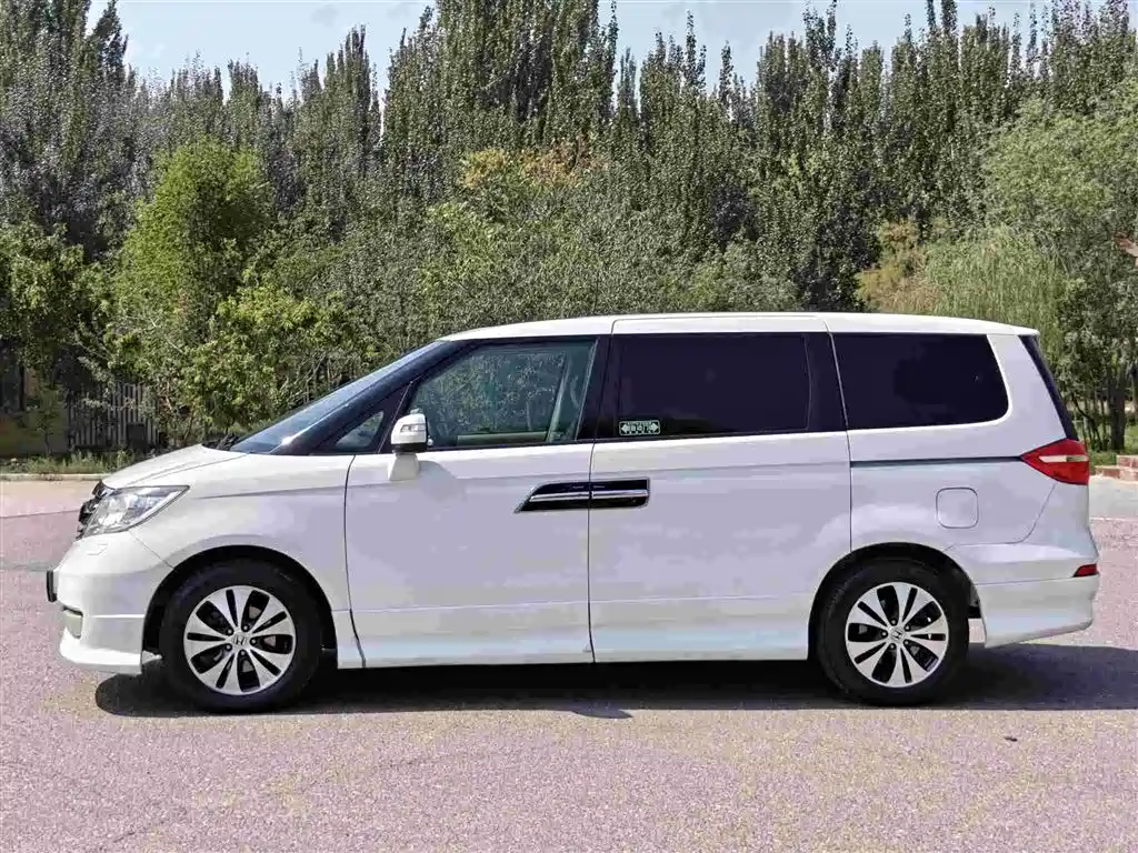 Honda Elysion — миниатюра 8