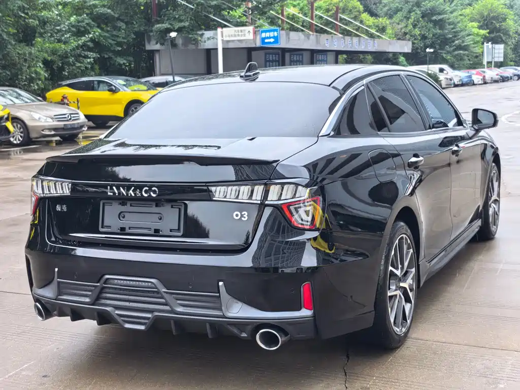 Lynk & Co 03 — миниатюра 9
