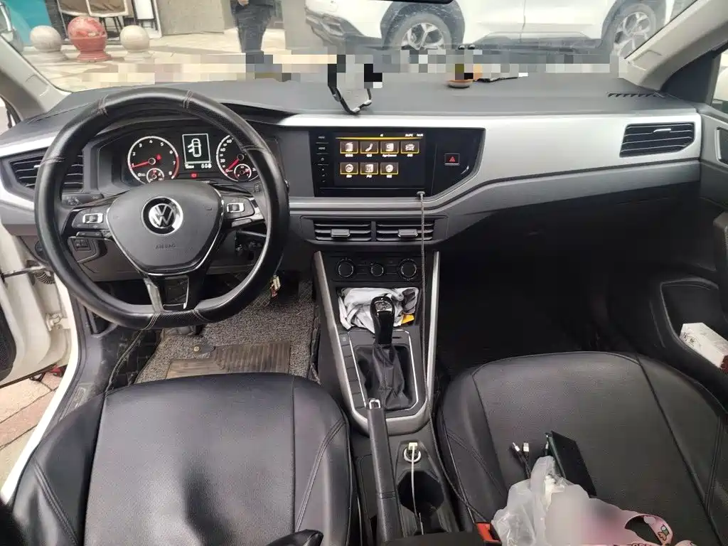 Volkswagen Polo — миниатюра 5