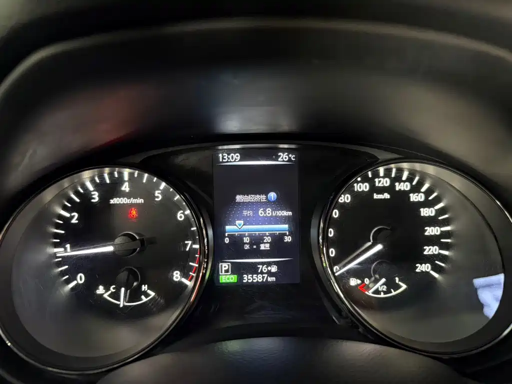 Nissan X-Trail — миниатюра 13