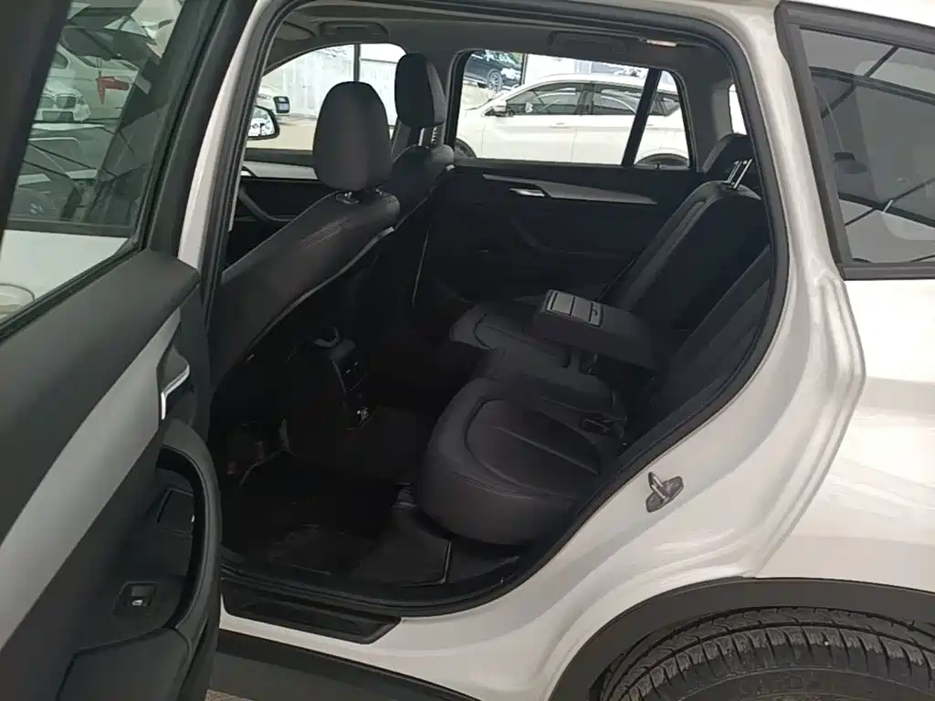 BMW X1 — миниатюра 17