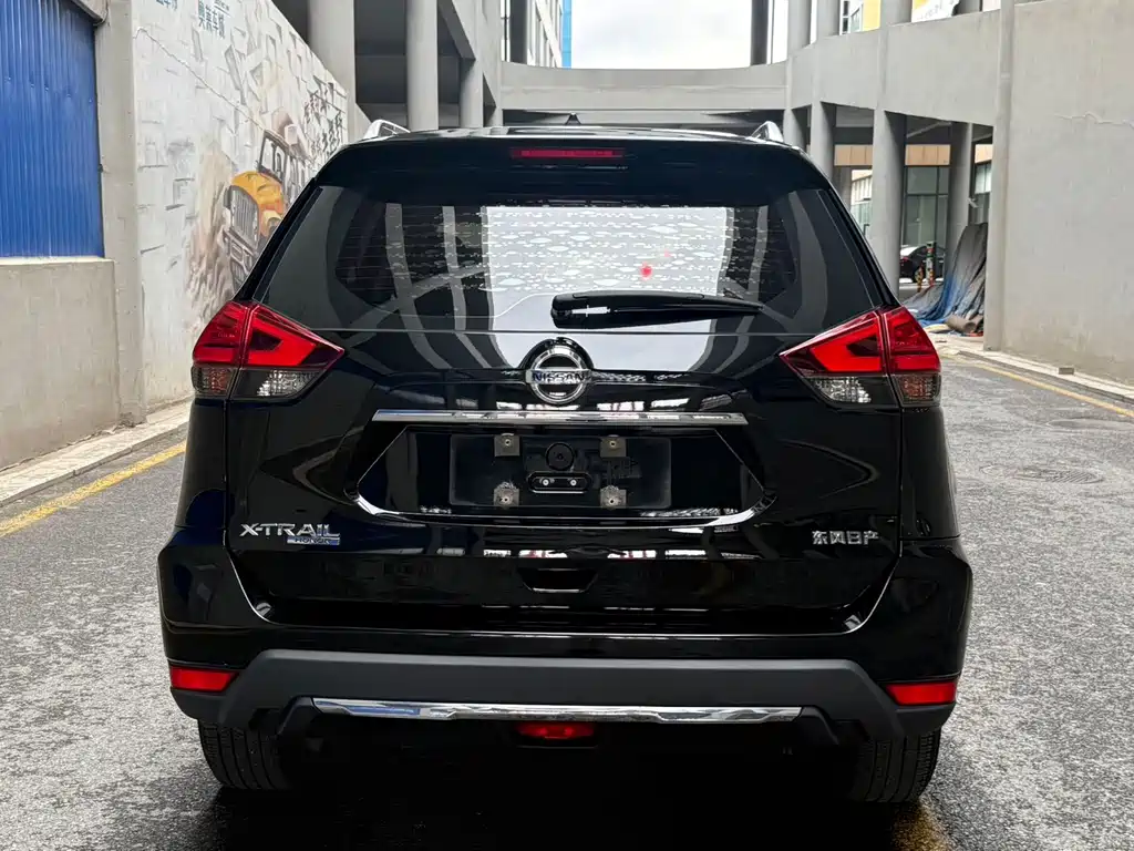 Nissan X-Trail — миниатюра 5