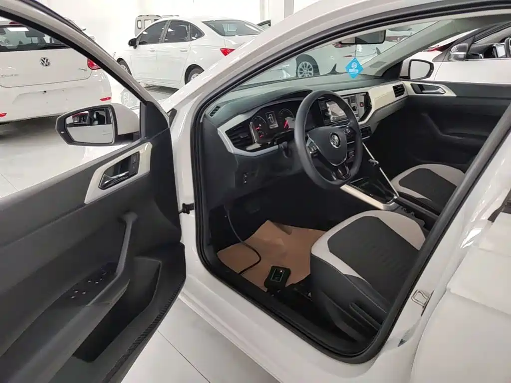 Volkswagen Polo — миниатюра 16