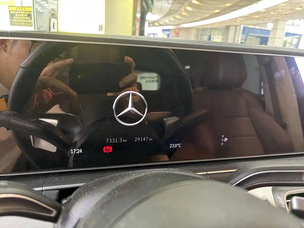 Mercedes-Benz GLE (Import) — миниатюра 14