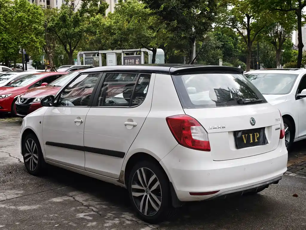 Skoda Fabia — миниатюра 4