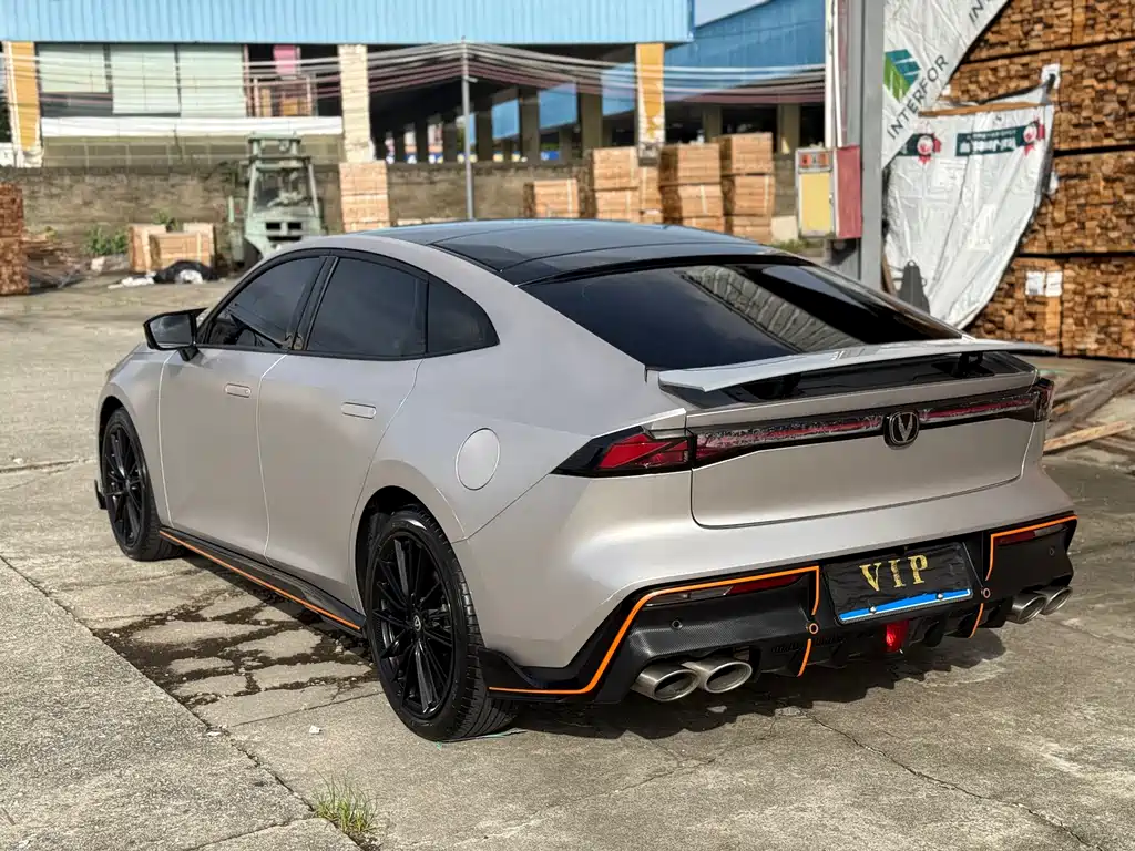 Changan UNI-V 2022 1.5T Sport