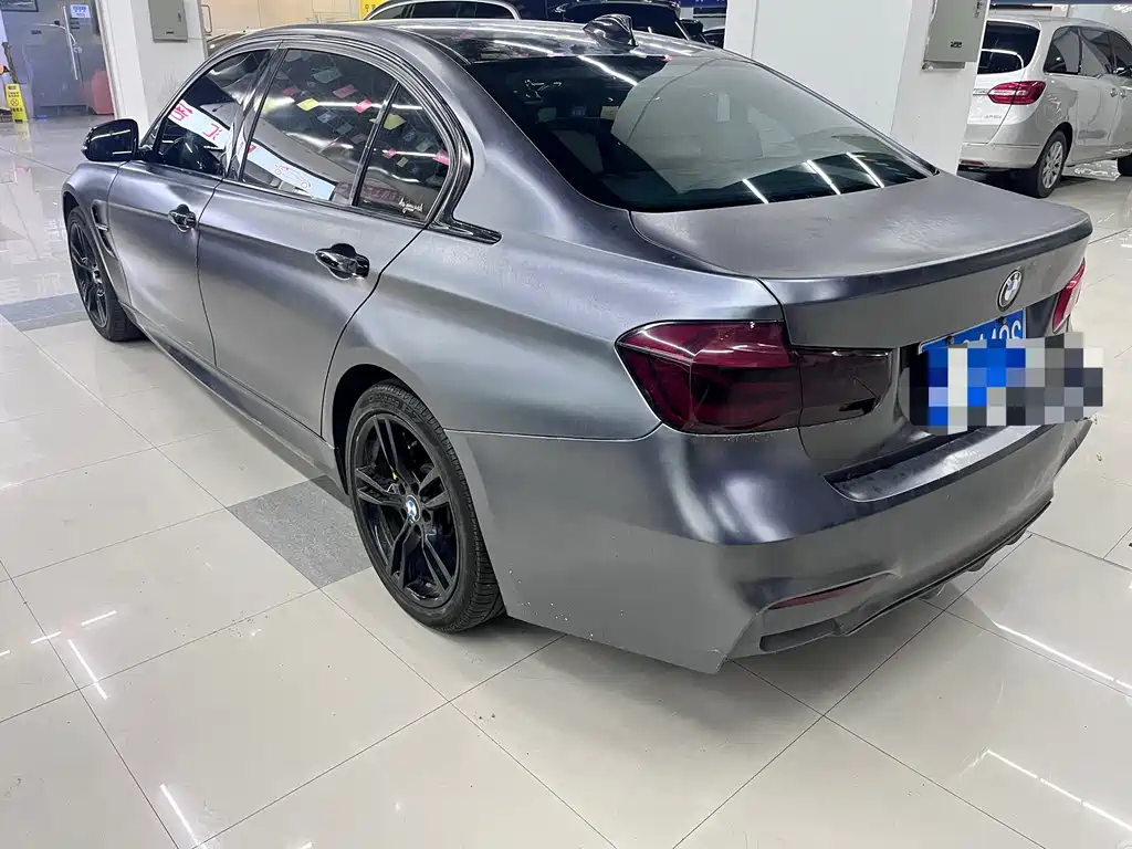 BMW 3 SERIES