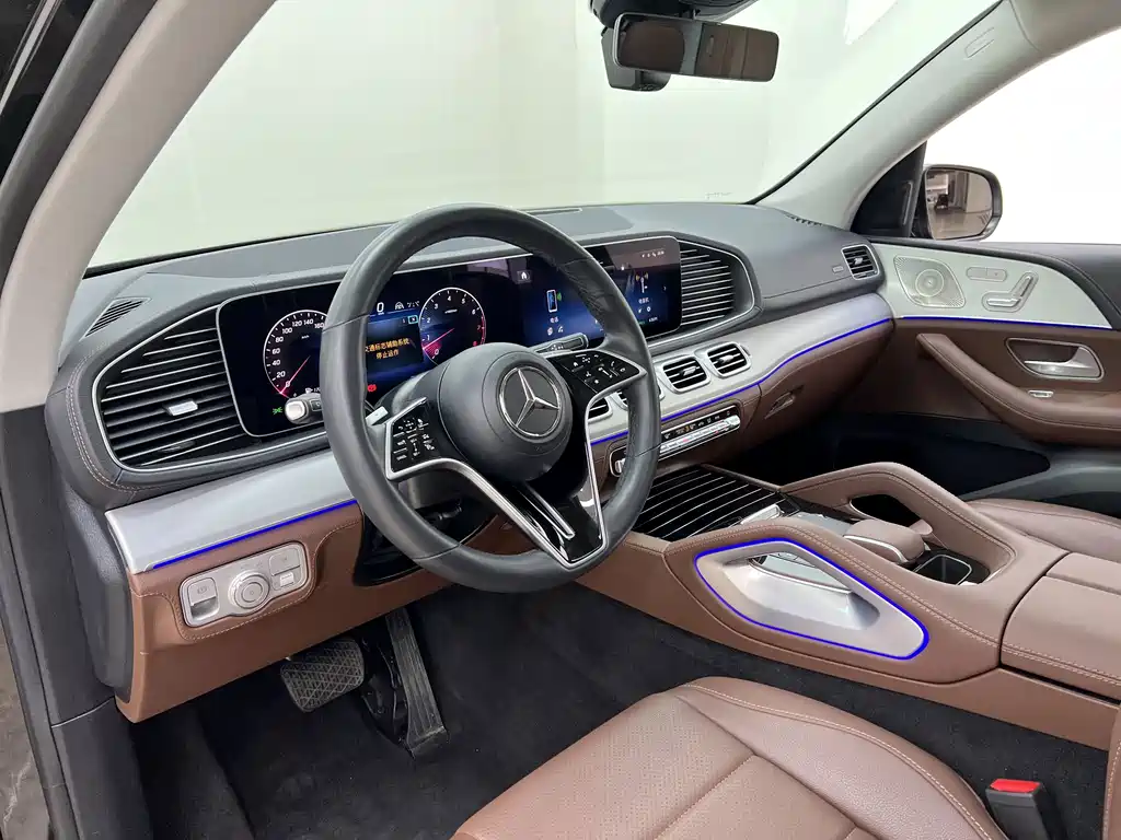 Mercedes-Benz GLE (Import) — миниатюра 10