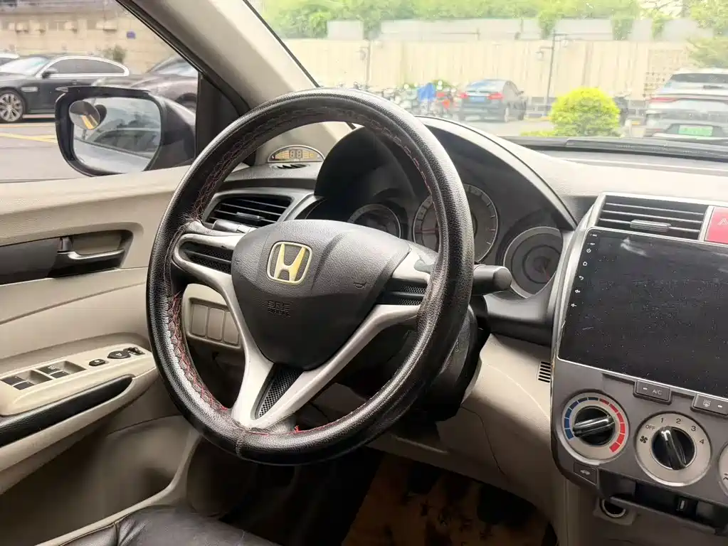 Honda City Classic — миниатюра 19
