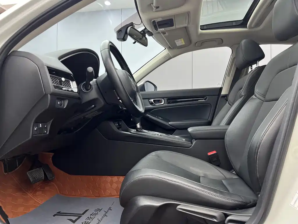 Honda Civic — миниатюра 7