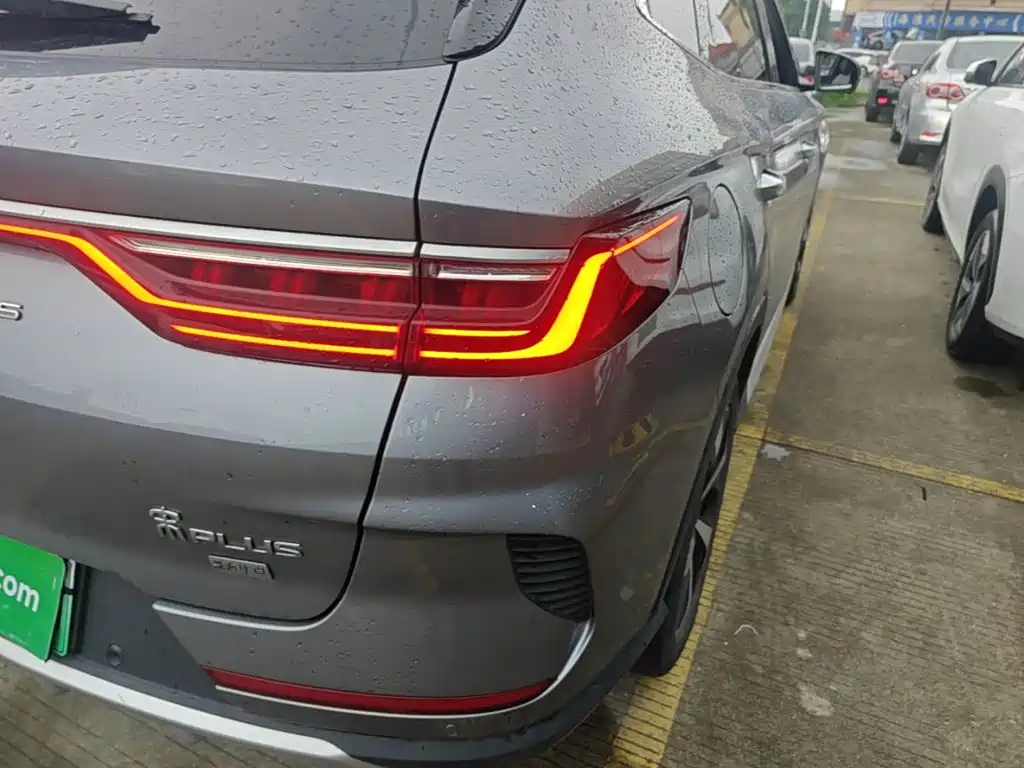 BYD PLUS New Energy — миниатюра 8