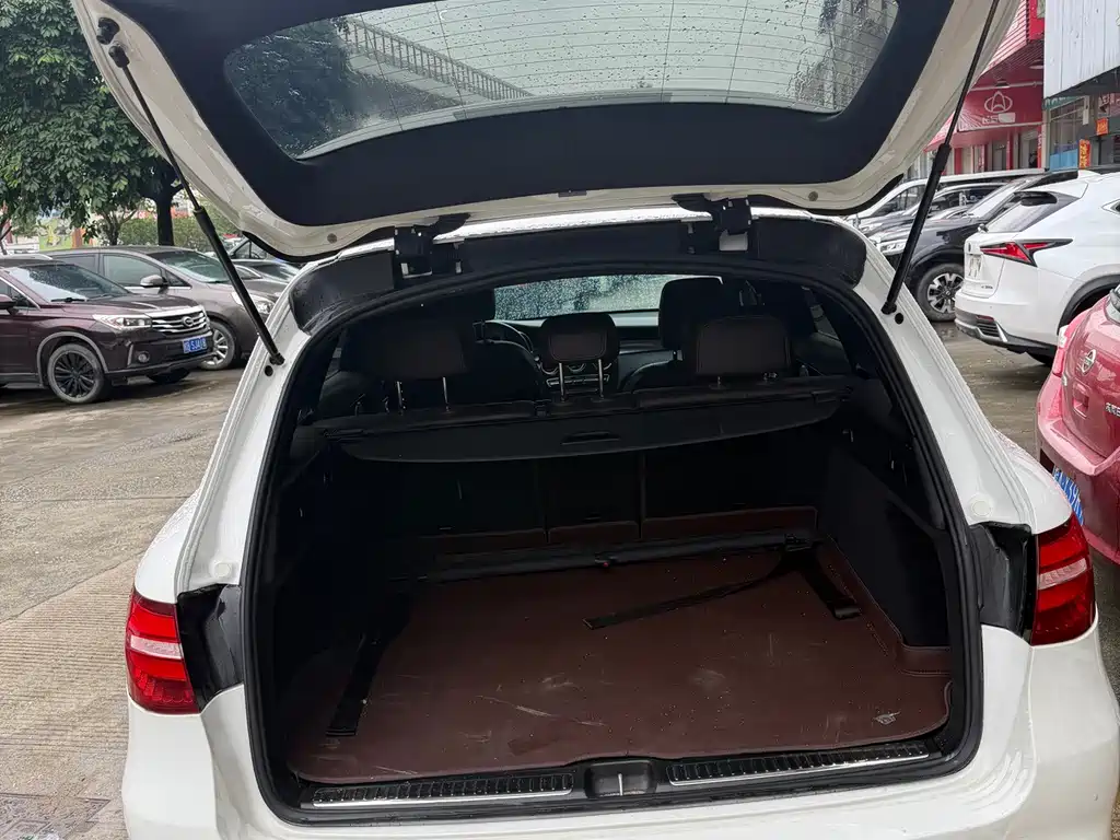 Mercedes-Benz GLC — миниатюра 8