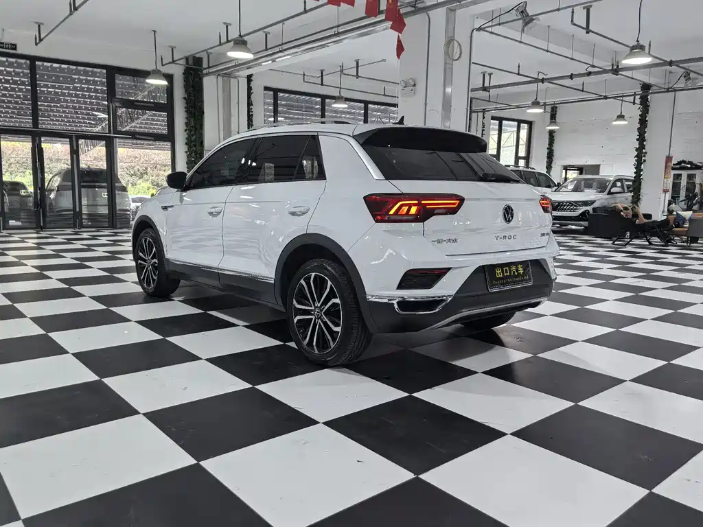 Volkswagen T-Roc — миниатюра 4