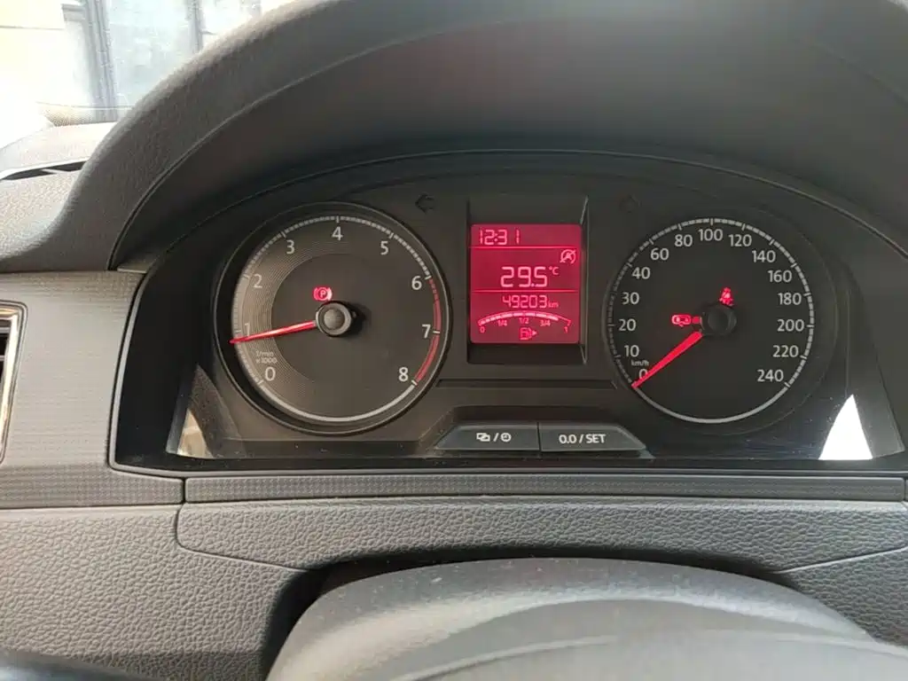 Volkswagen Santana — миниатюра 12