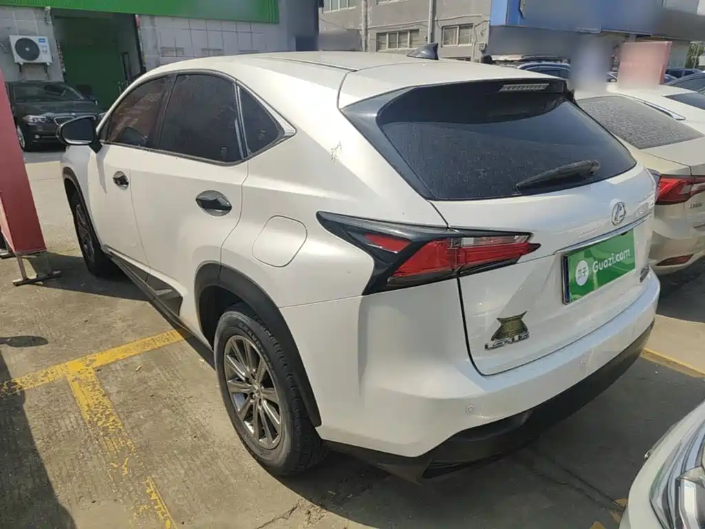 Lexus NX — миниатюра 5