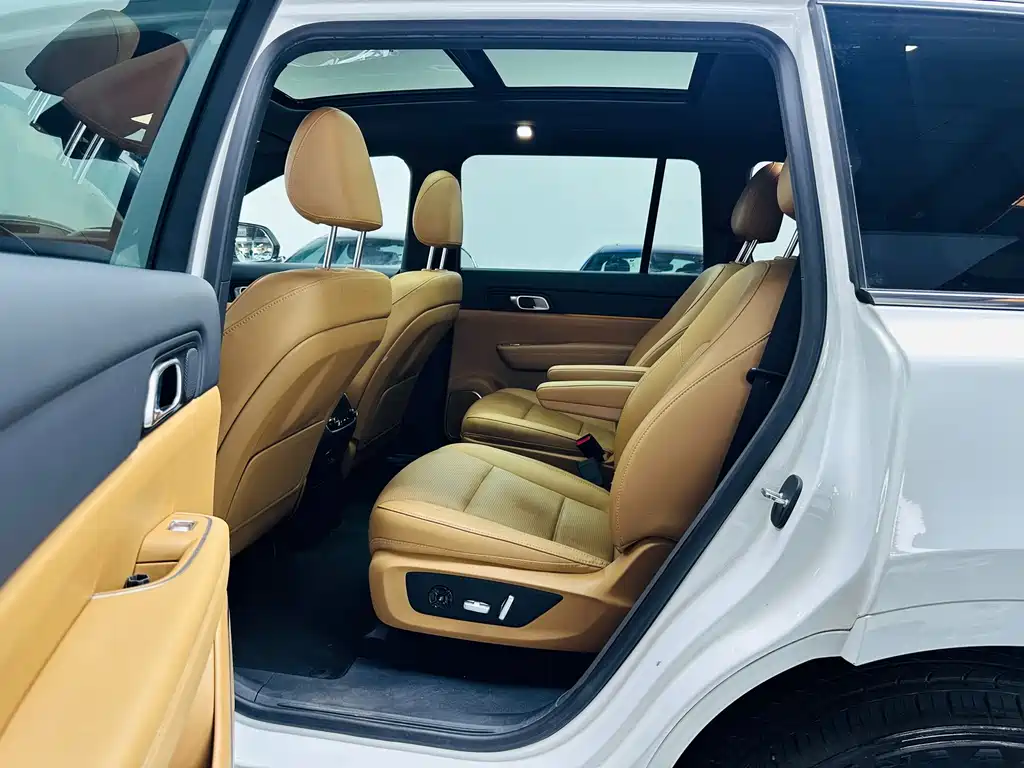 Li Auto Li ONE — миниатюра 9