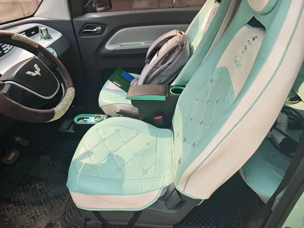 Wuling MINIEV — миниатюра 11