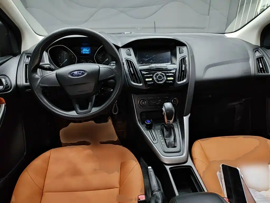 Ford Focus — миниатюра 10
