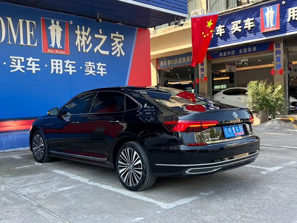 Volkswagen Passat — миниатюра 8