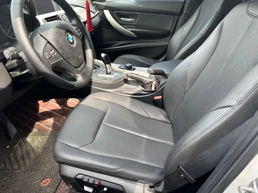 BMW 3 Series — миниатюра 5