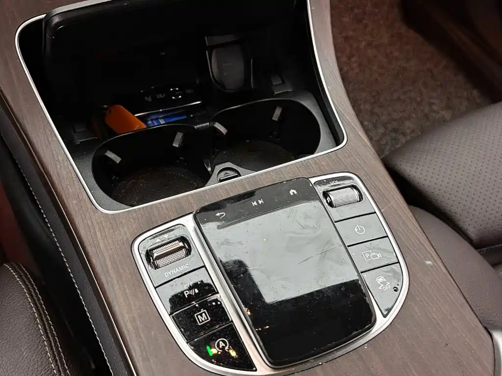 Mercedes-Benz GLC — миниатюра 16
