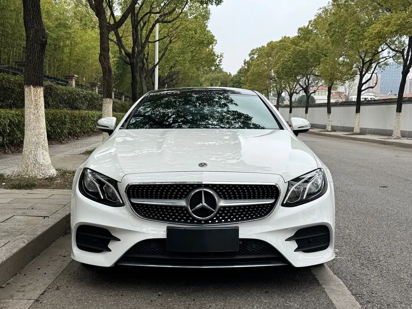 Mercedes-Benz E-Class id 4622651 из Китая 12