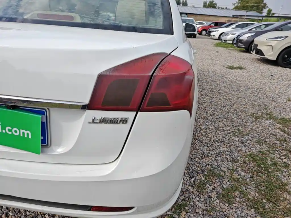 Buick Excelle — миниатюра 8